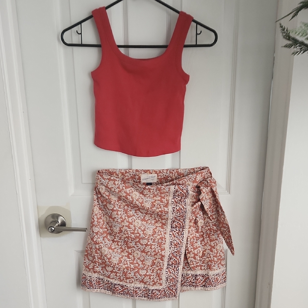 Universal Thread Rust Floral Wrap Skirt With Art Class Girls Tank